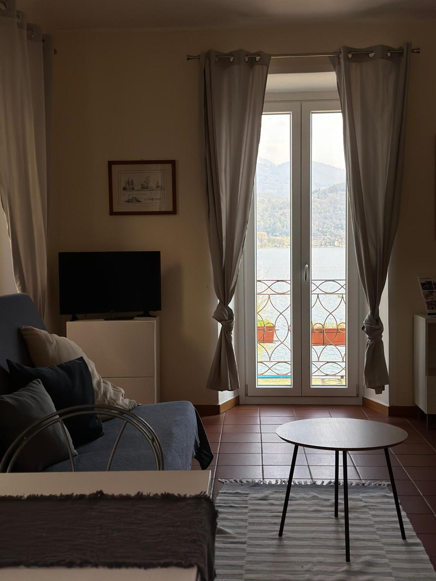 Feriolo Nautique Apartments Baveno Exteriör bild